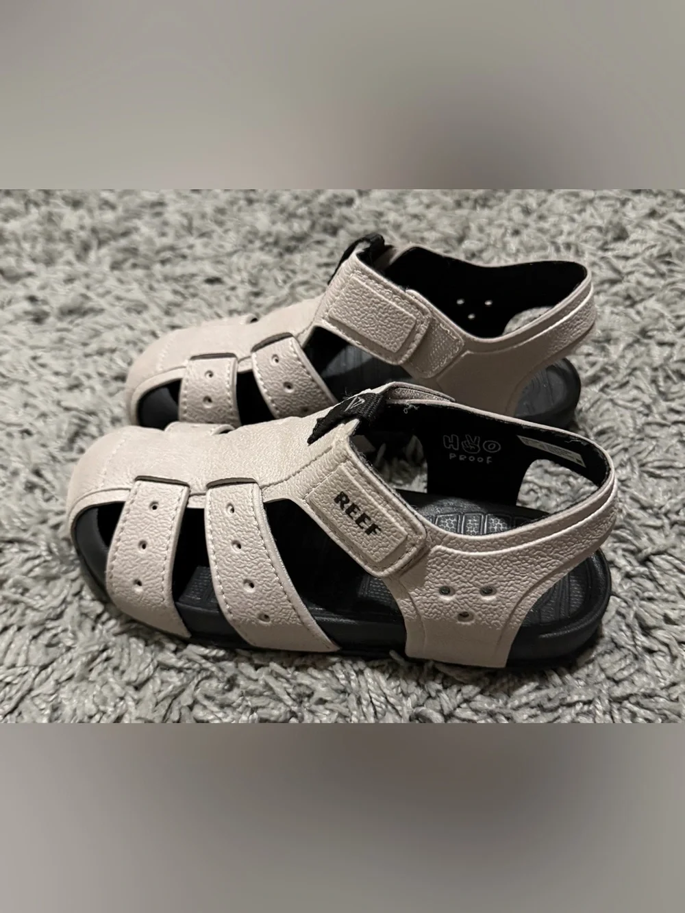 Reef **never worn**