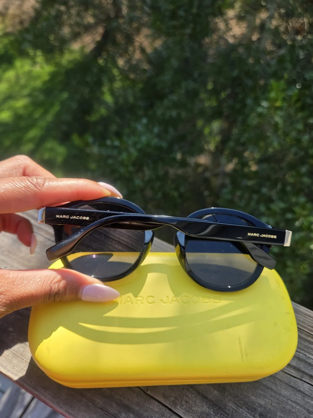 Marc Jacobs stylish round