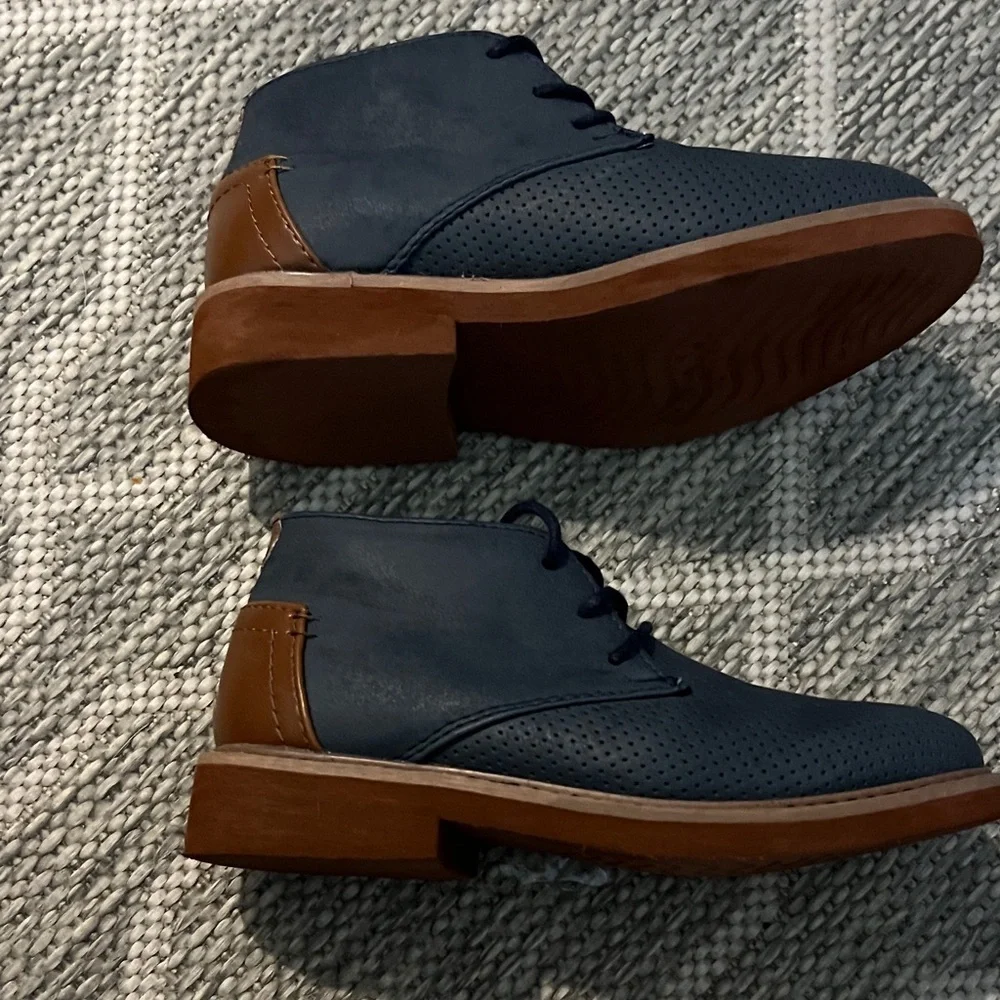 Deer Stags Boy’s Navy Chukka Boots