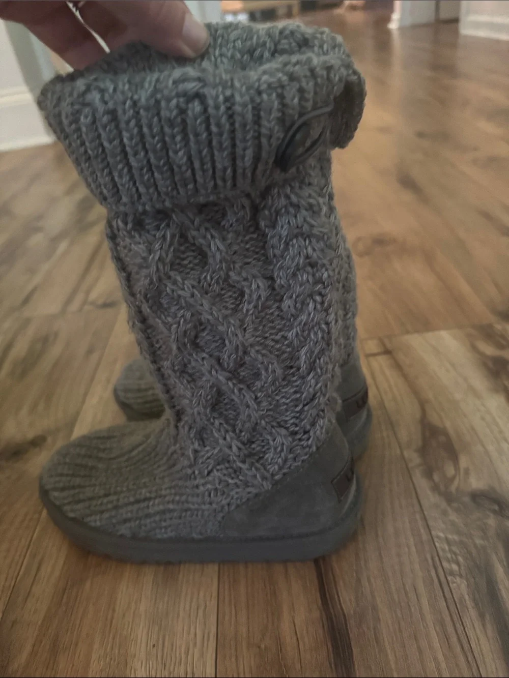 UGG chunky cable