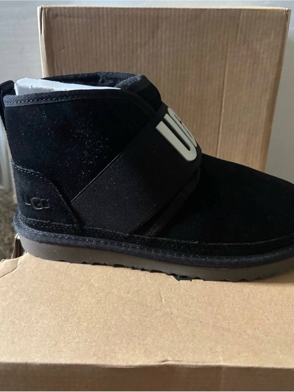 UGG classic ultra