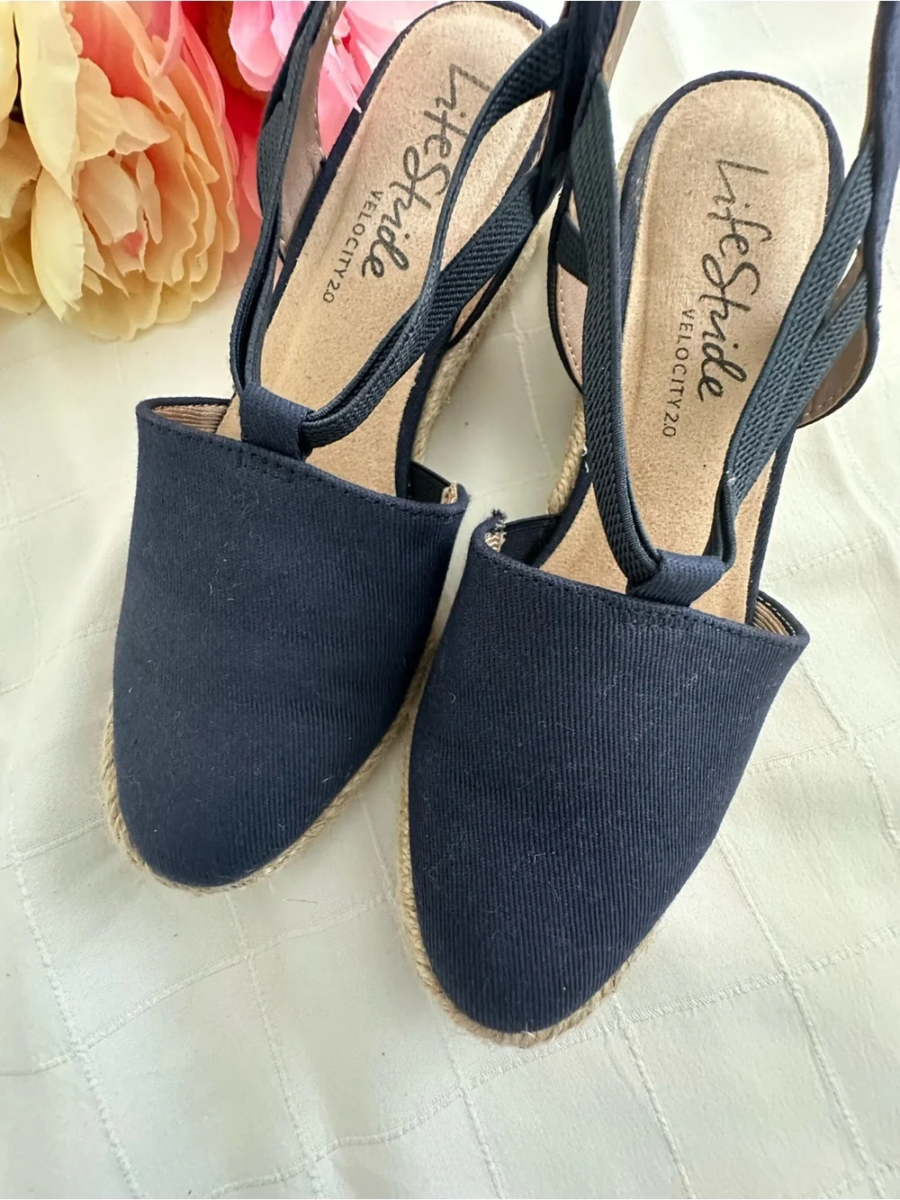 Life Stride classic navy