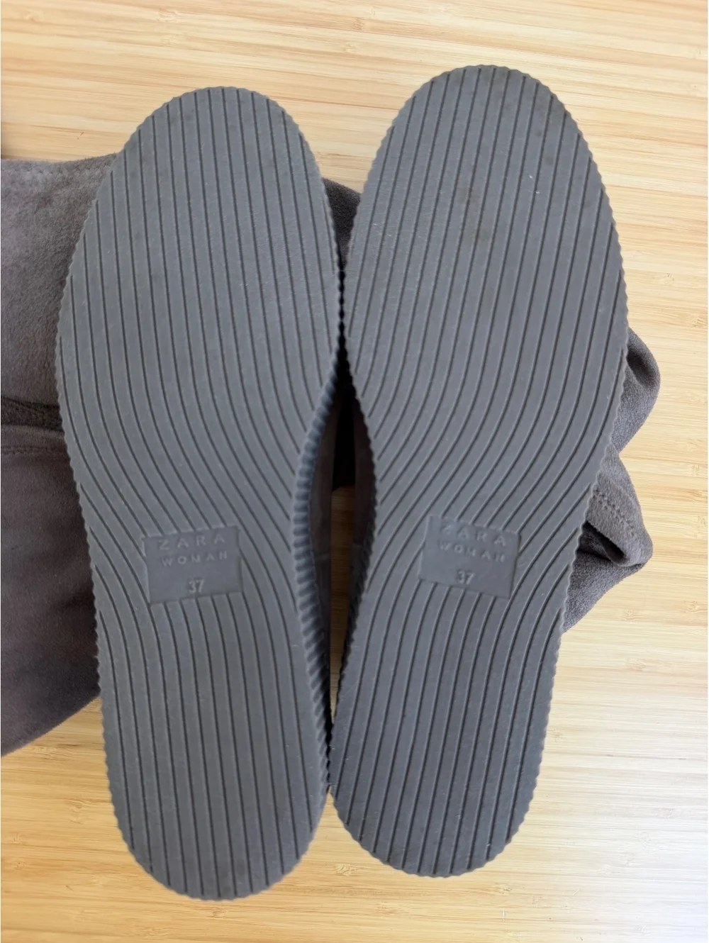 Zara description taupe