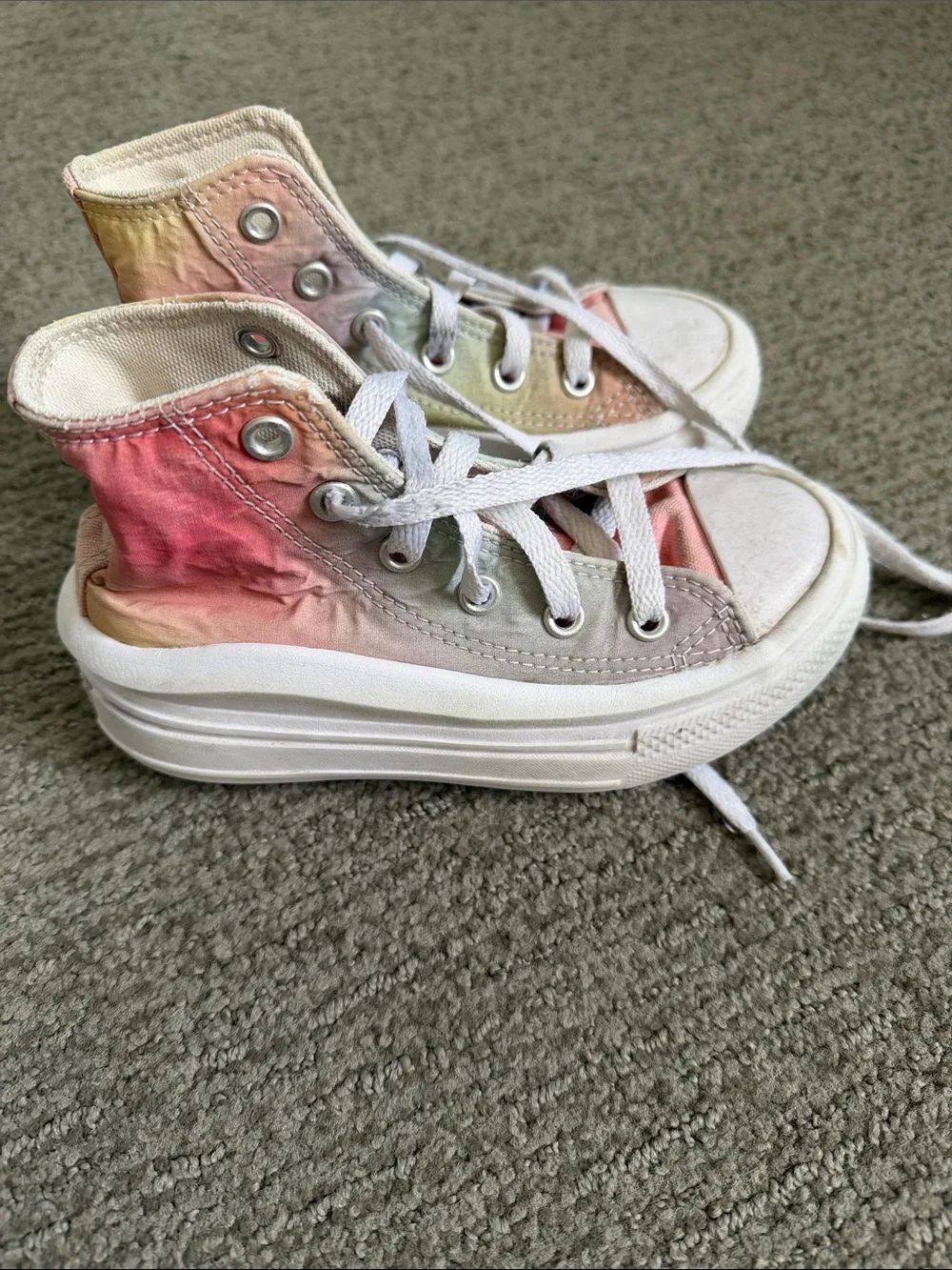Converse colorful pastel