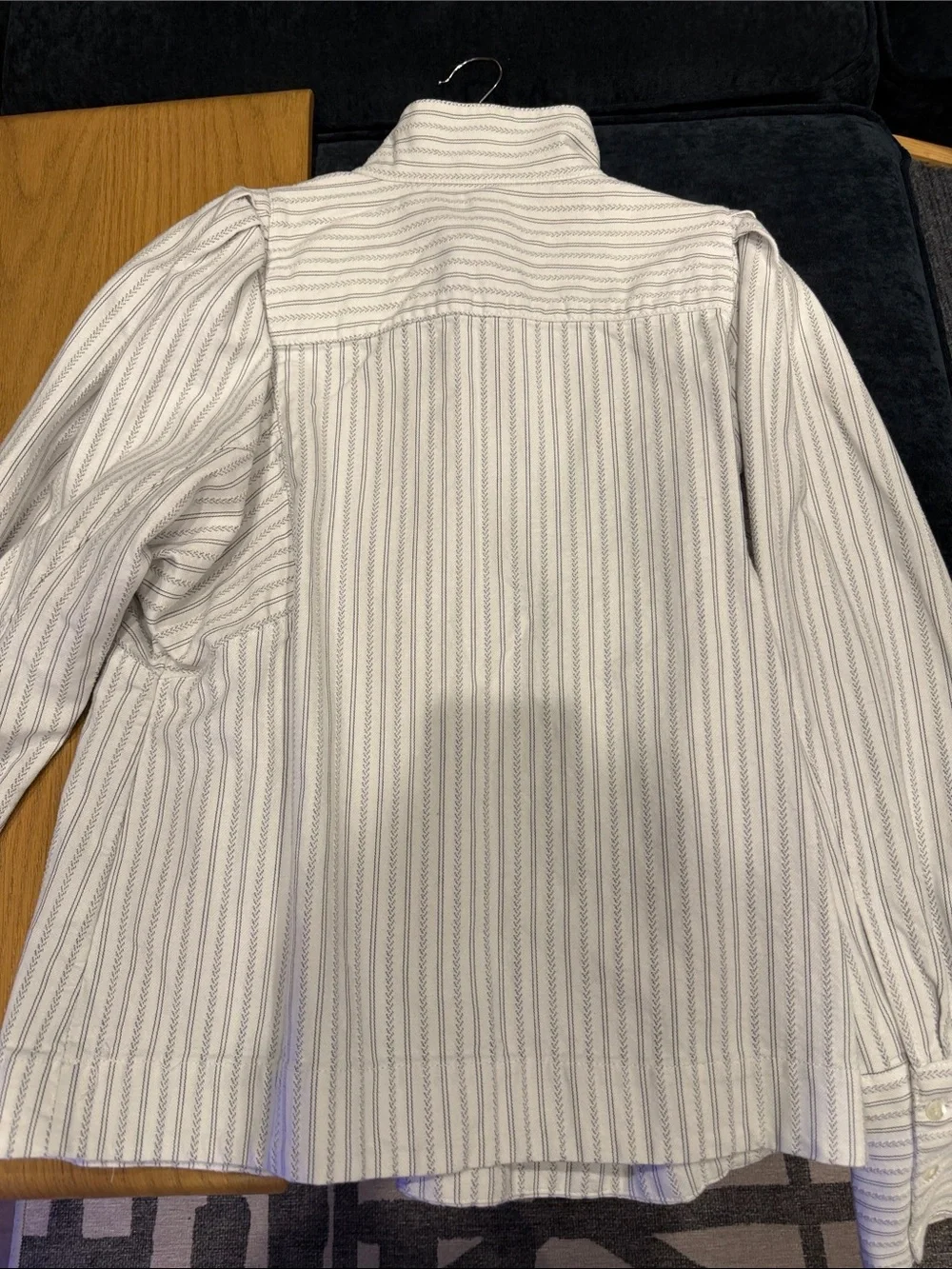 Banana Republic high stand