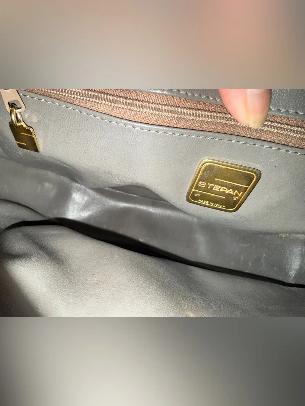 N/A sleek taupe