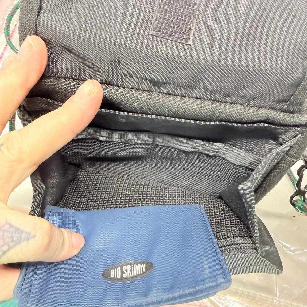 Bass crossbody bag