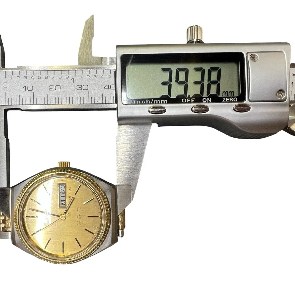 Bulova vintage 1979