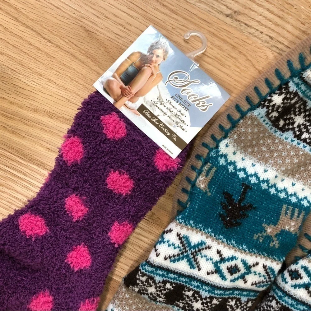 N/A fuzzy sock