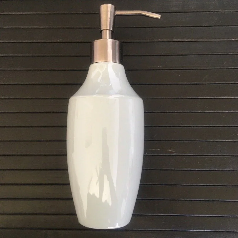 Nine West breakable ceramics