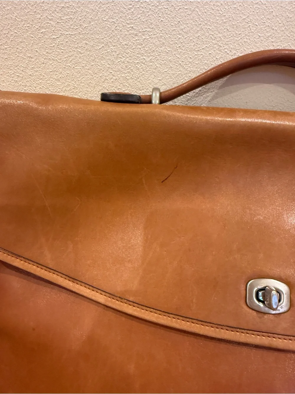 Coach premium tan