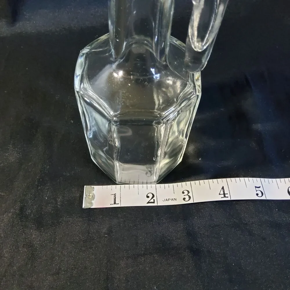 Unbranded vintage clear