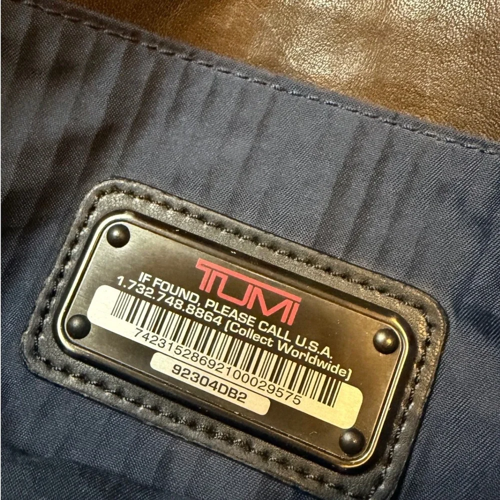 Tumi modern alpha