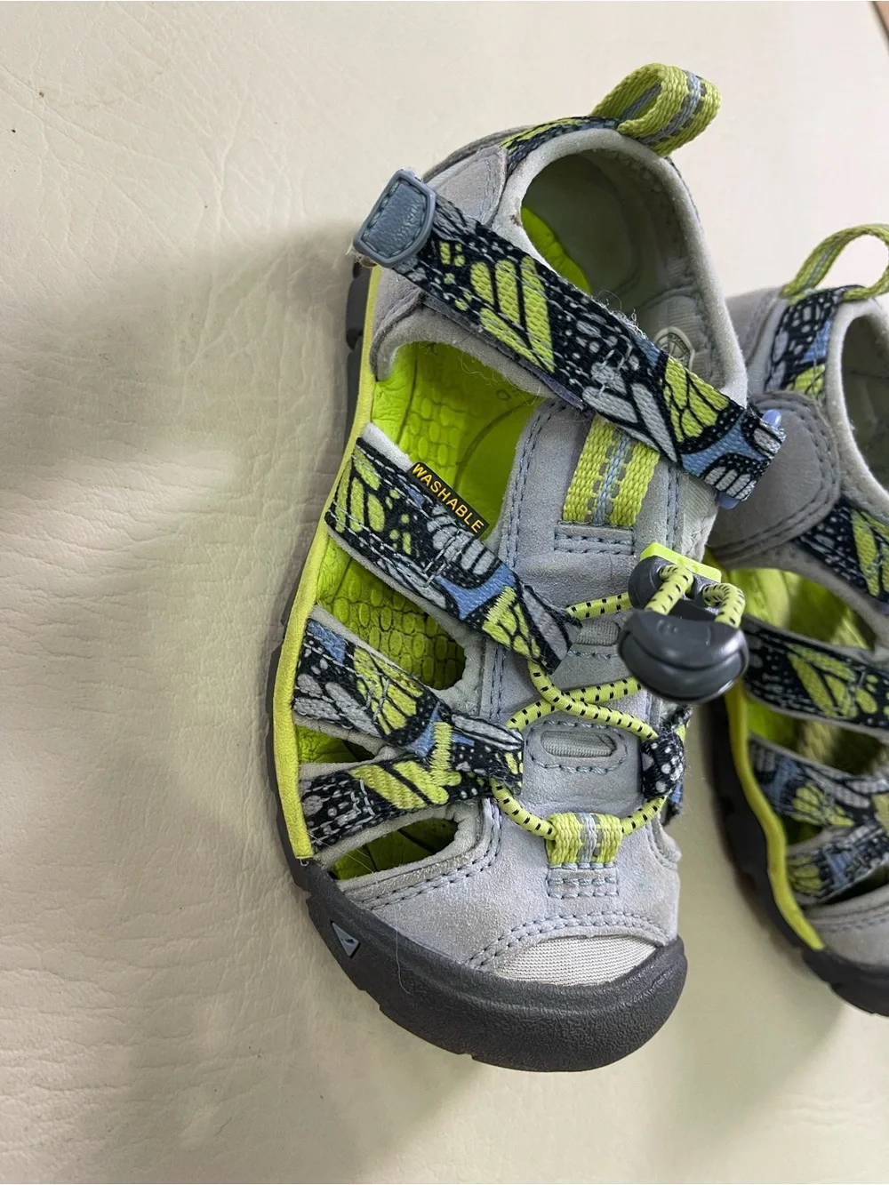 Keen durable closed