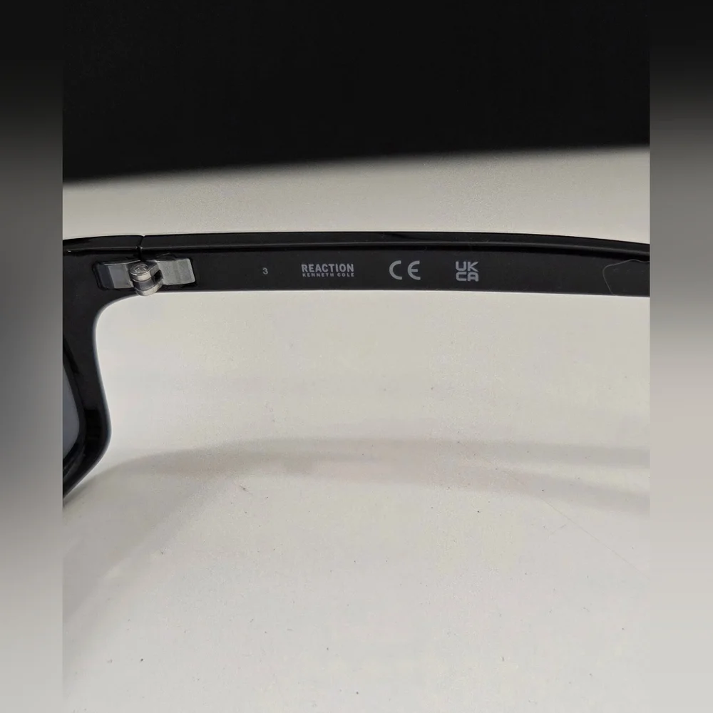 Kenneth Cole Reaction 🕶️ kenneth