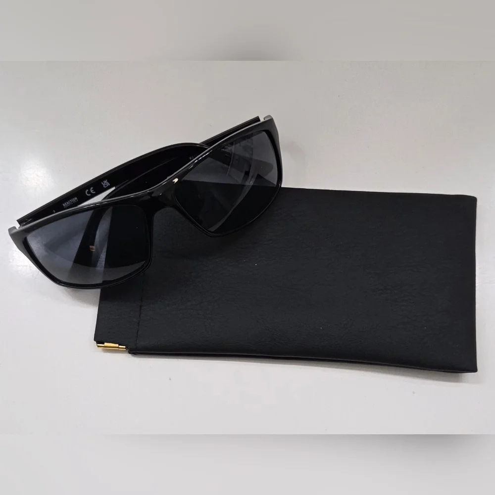 Kenneth Cole Reaction 🕶️ kenneth
