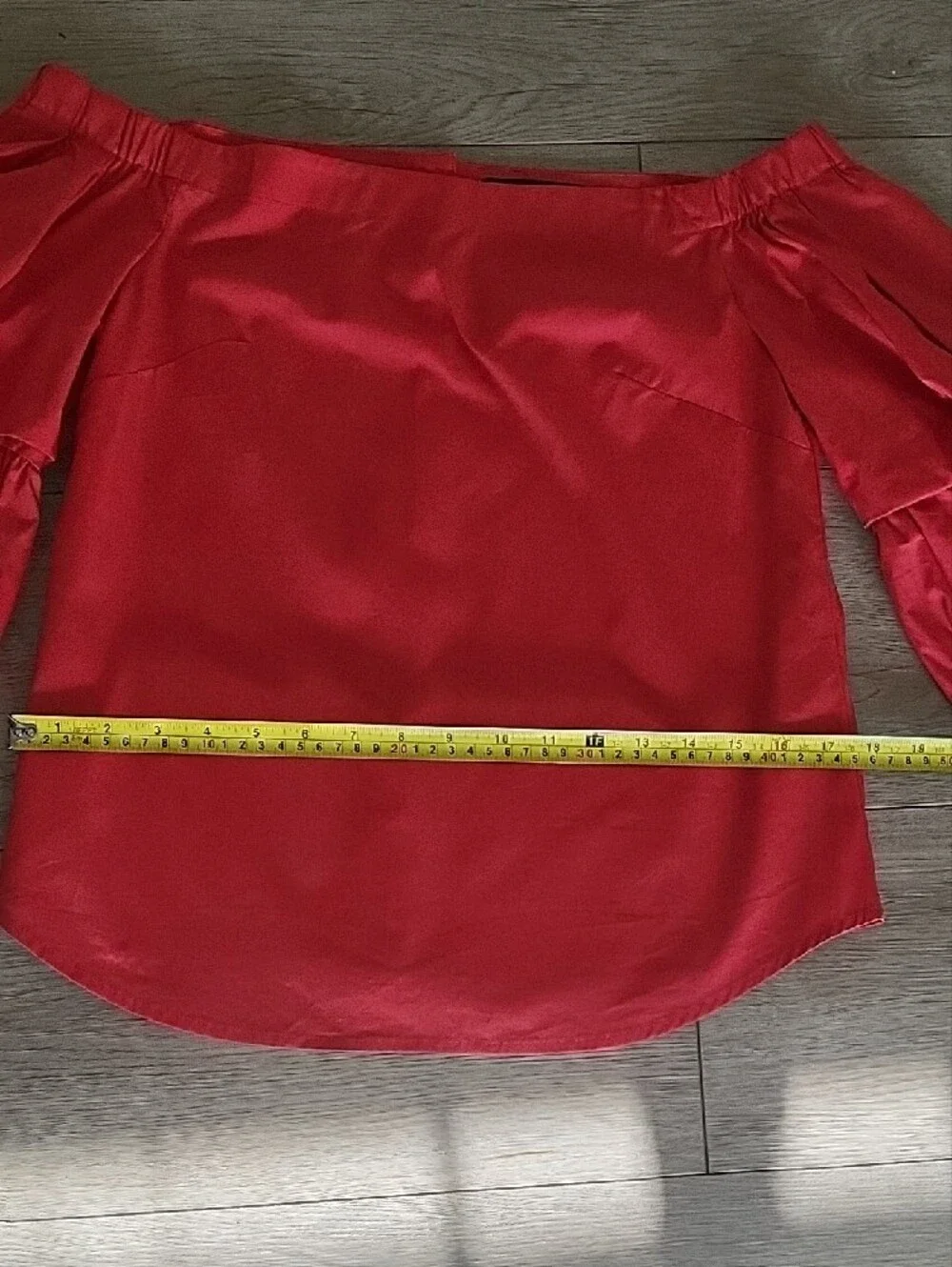 Banana Republic off shoulder