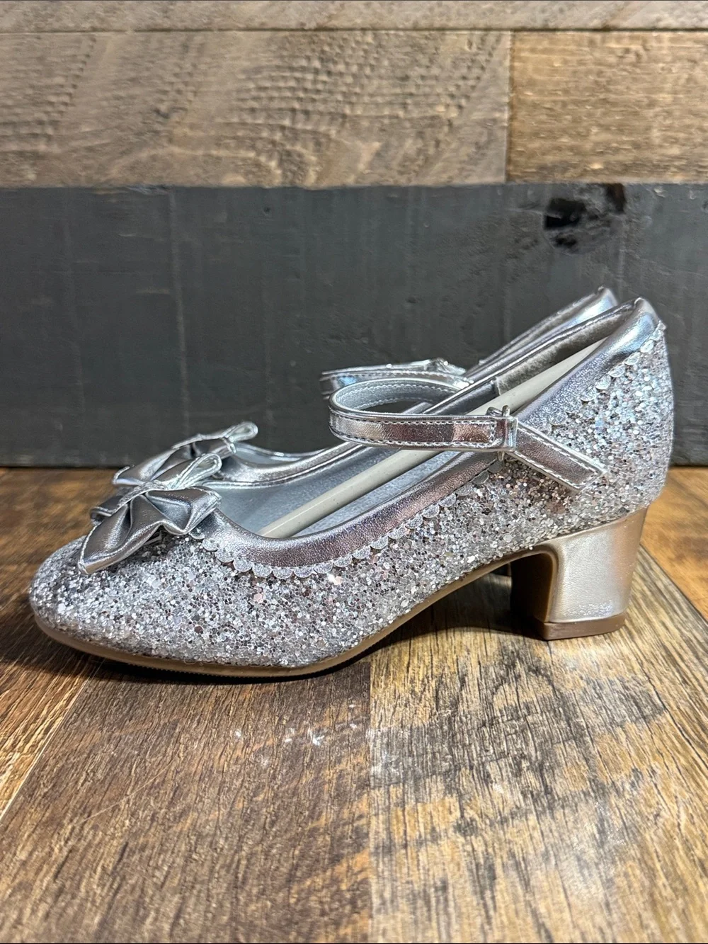 Laurmosa sparkly silver