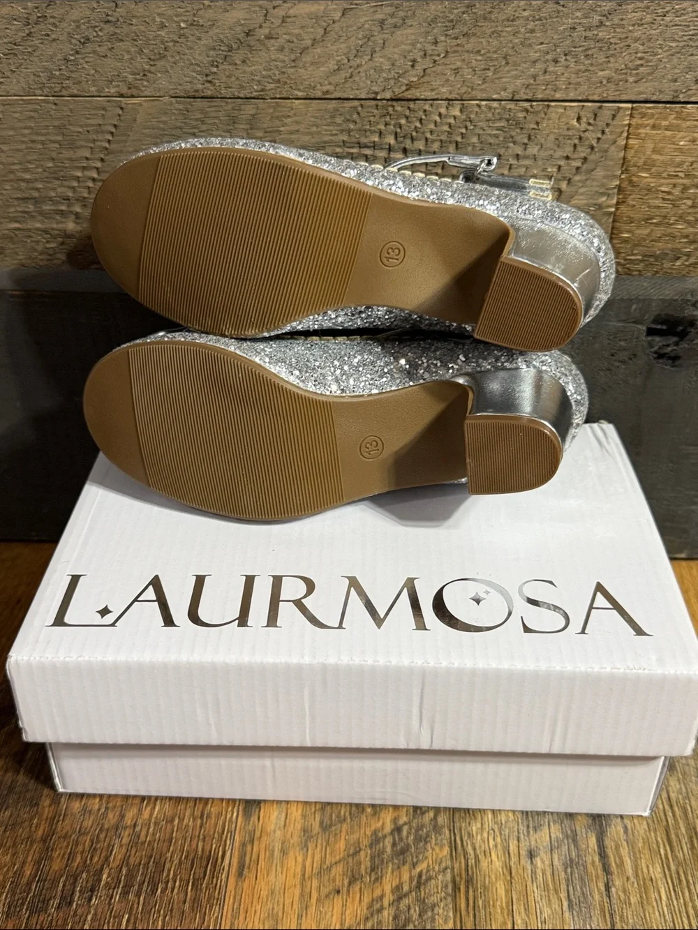 Laurmosa sparkly silver