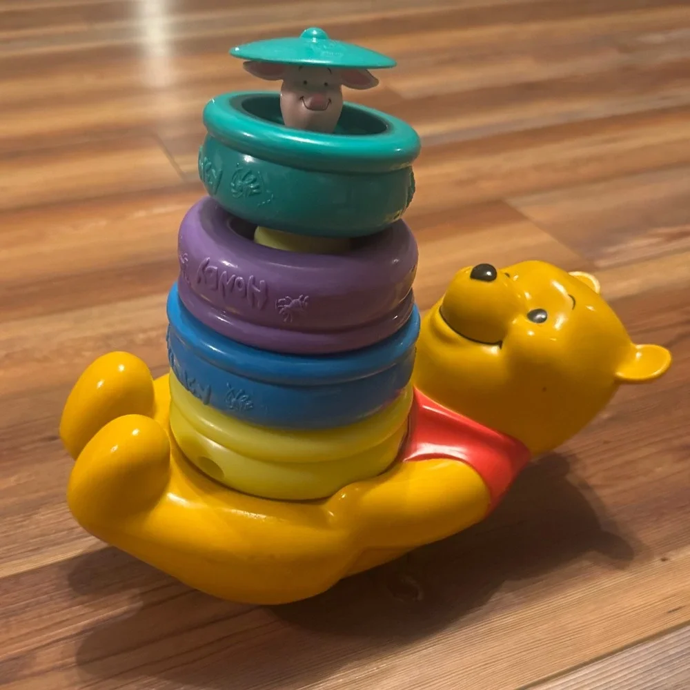 Vintage 1994 Disney Winnie the Pooh Popping Surprise Piglet Stacker Musical Toy