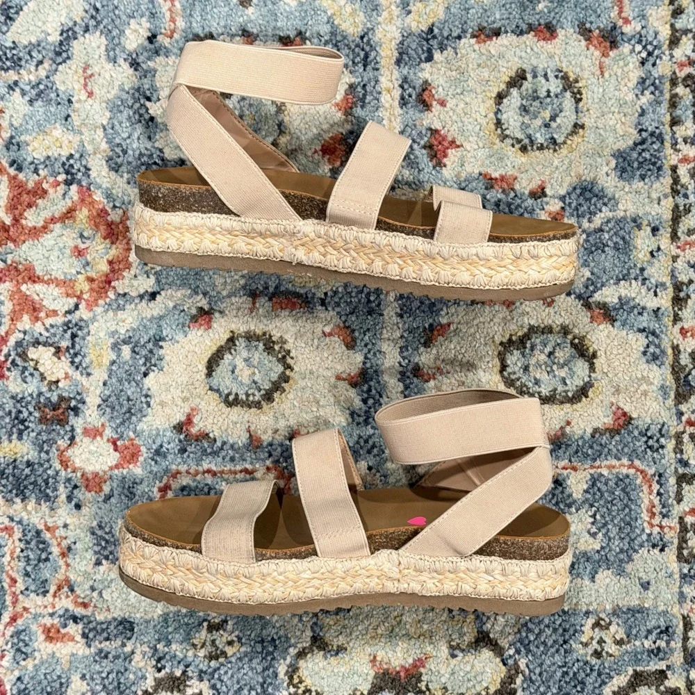 Steve Madden within travel