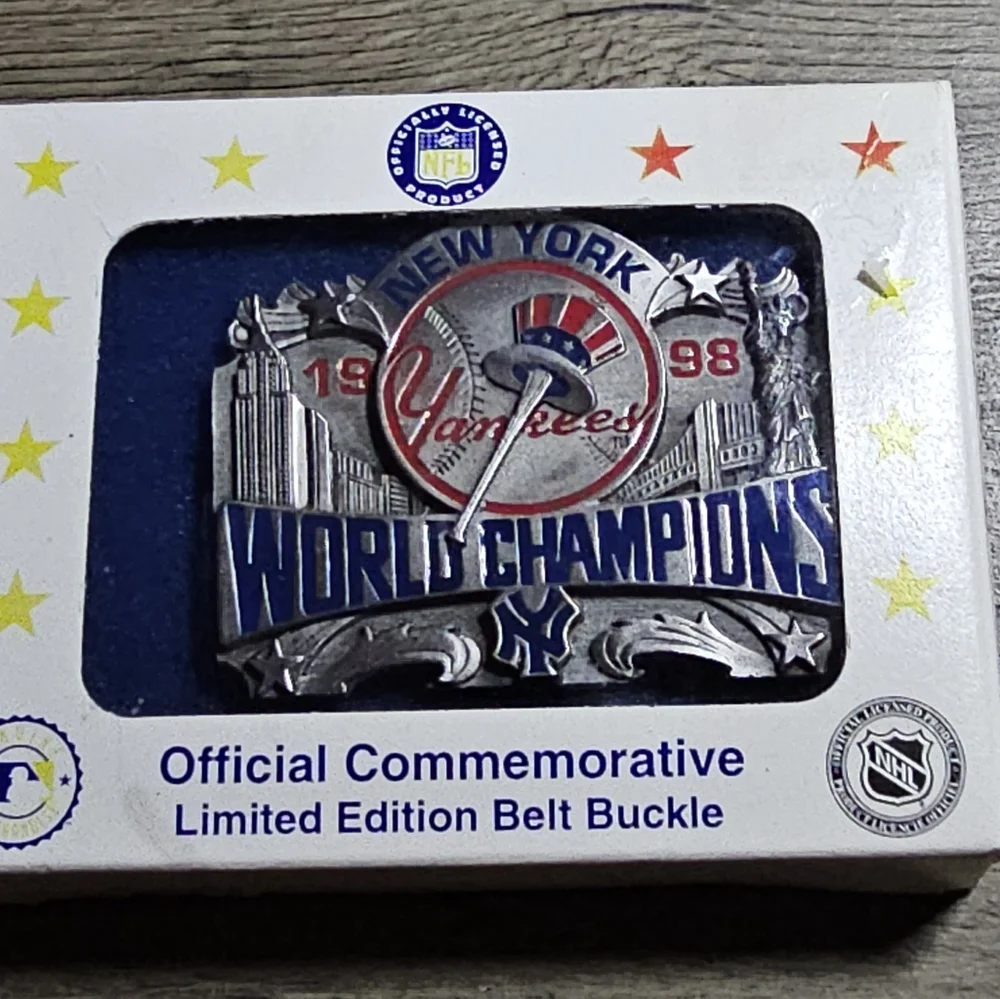 New York Yankees 1998‎ World Champions Pewter Limited Edition Belt Buckle #295