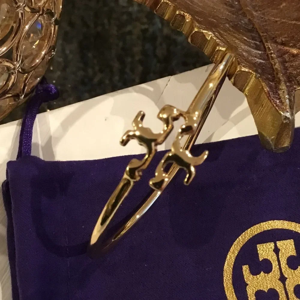 Tory Burch tory burch