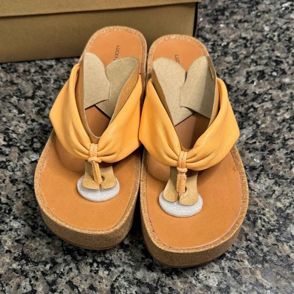 Lucky Brand chic yellow