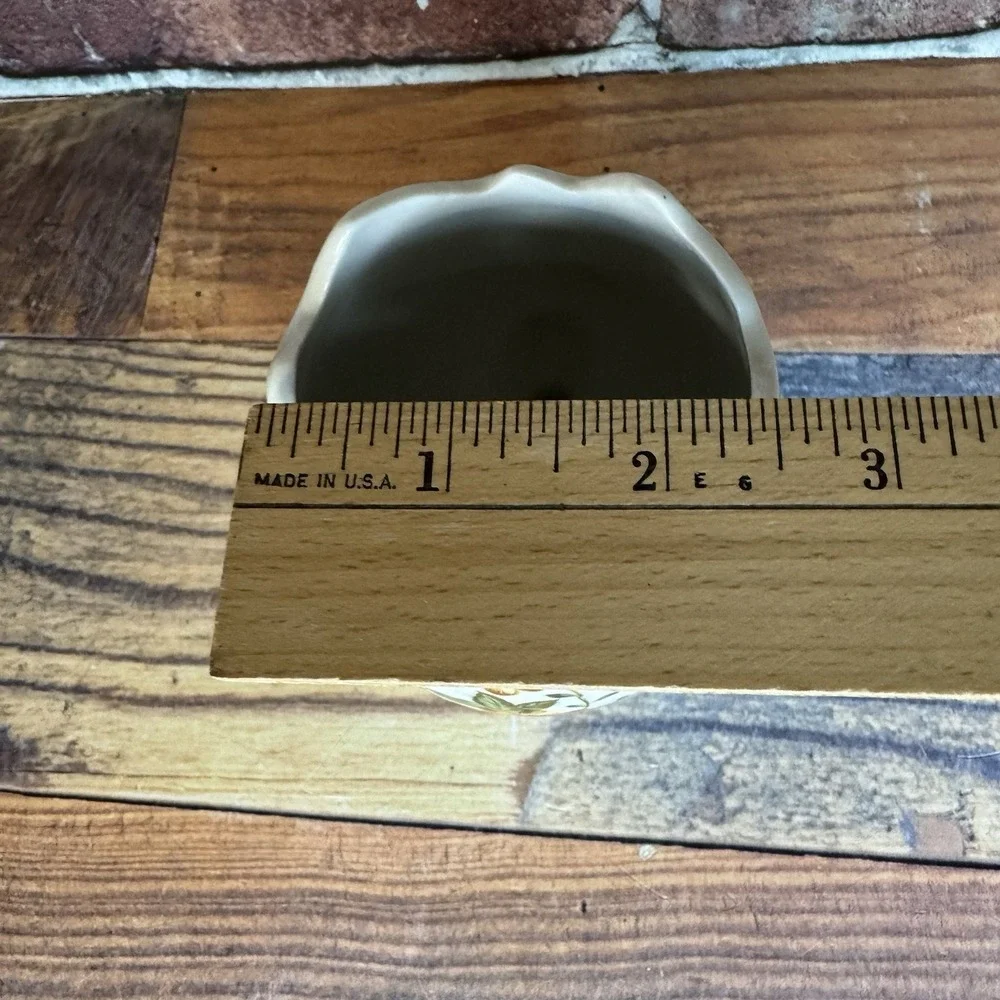Lefton cracked egg