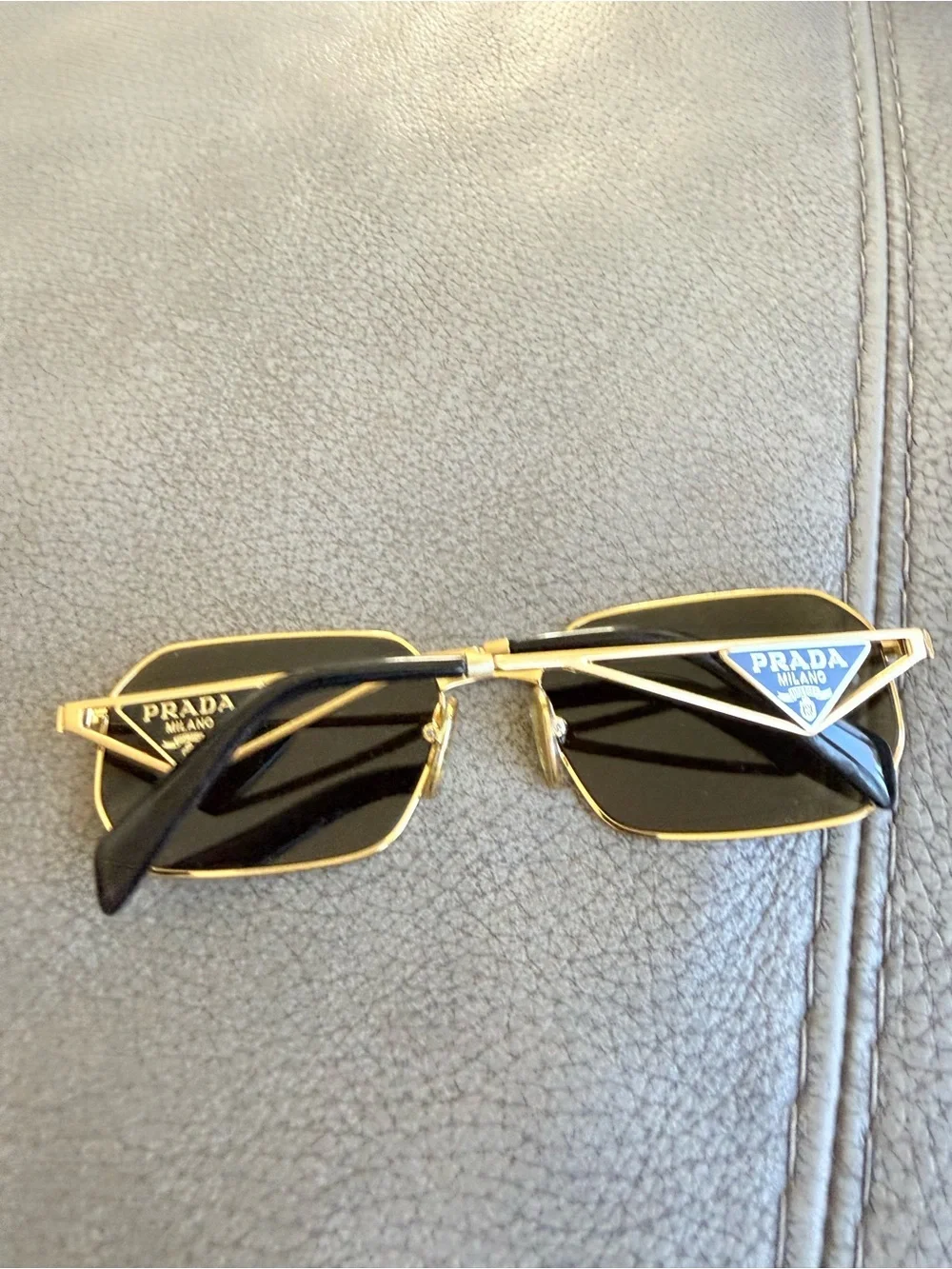 Prada classic sunglasses