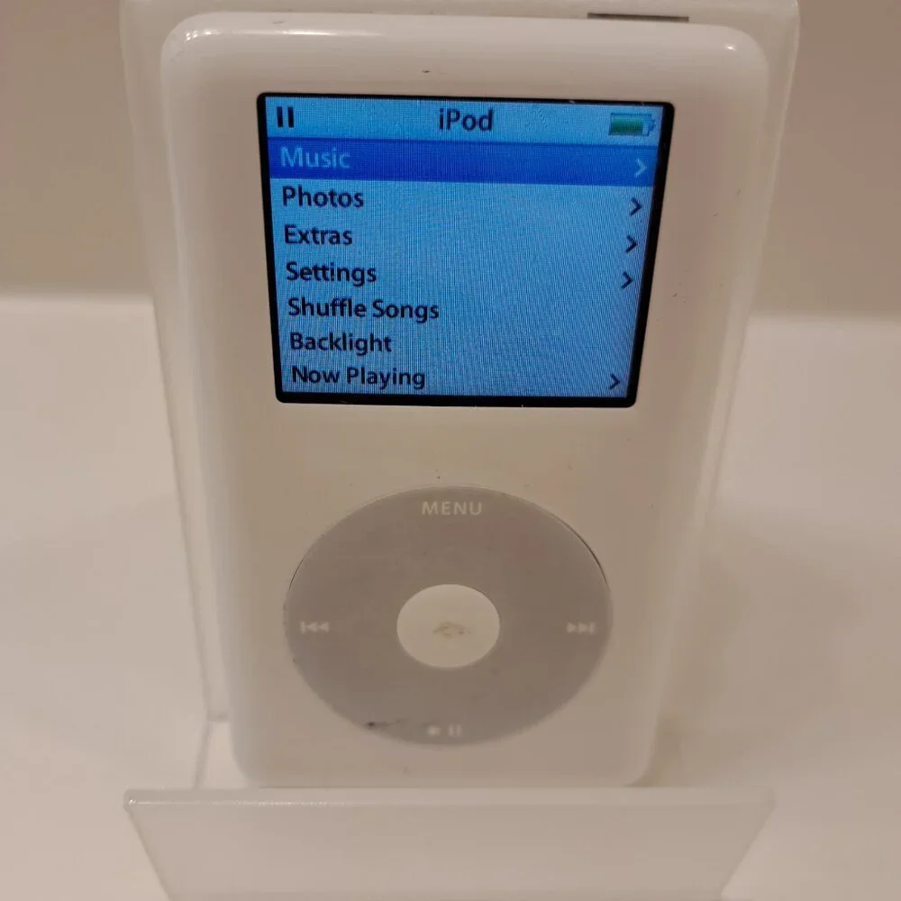 Apple iPod Photo classic 4th Generation 60GB White New Battery