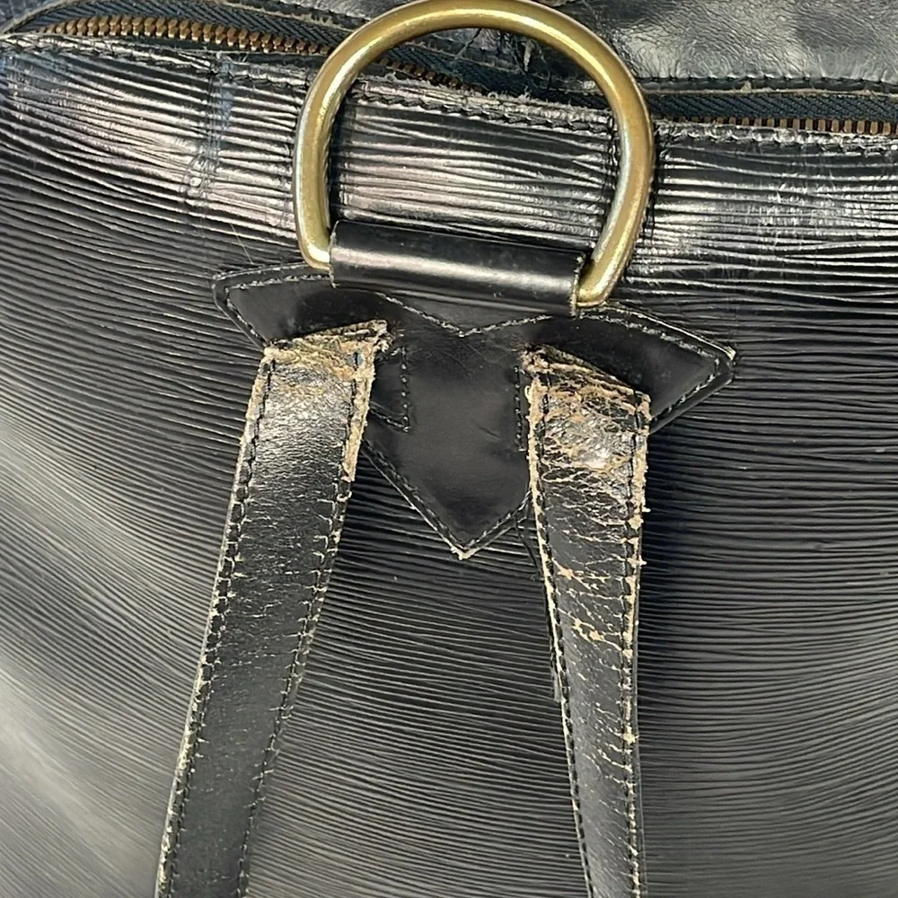 Louis Vuitton this attractive