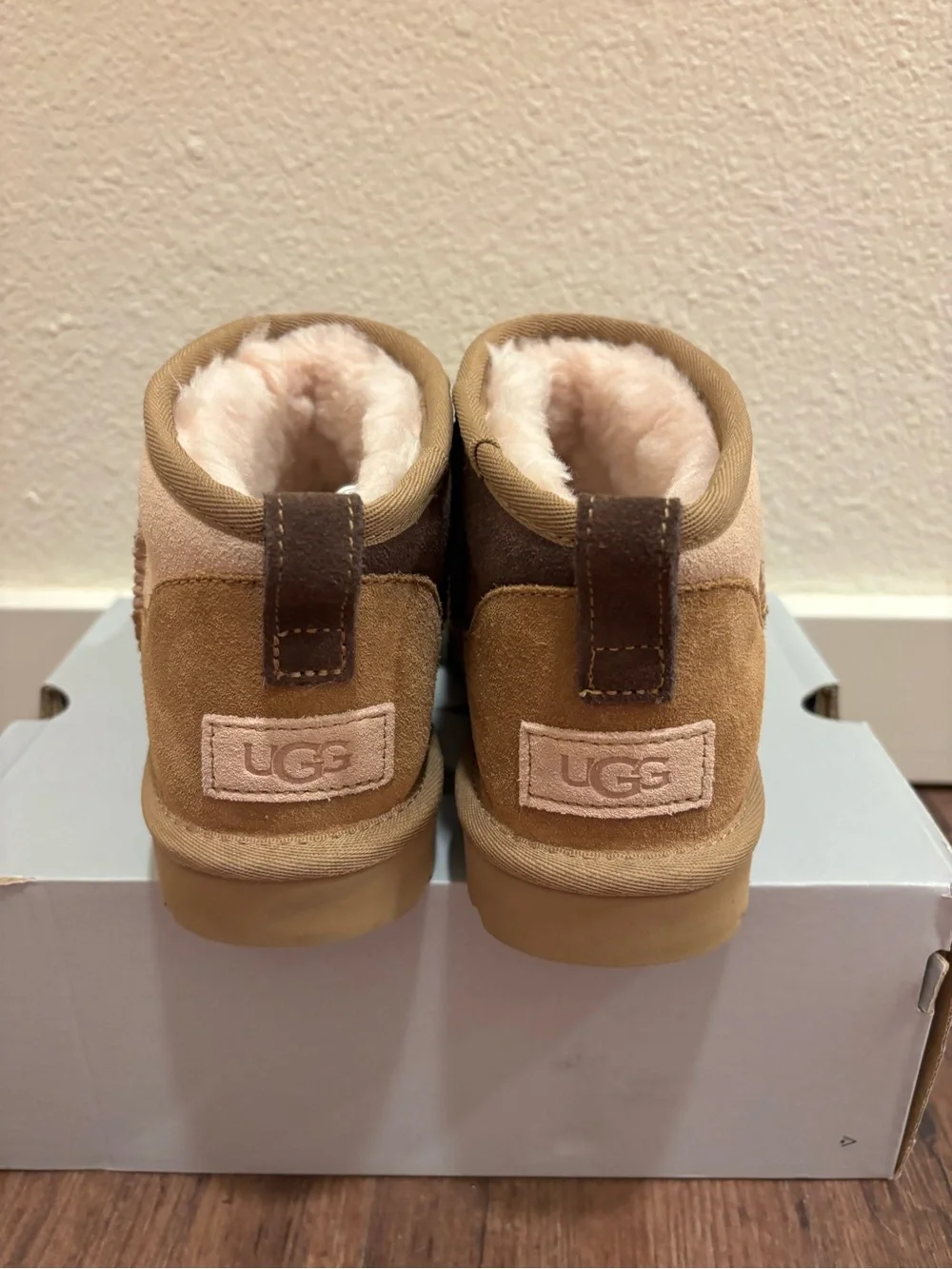 UGG classic kids
