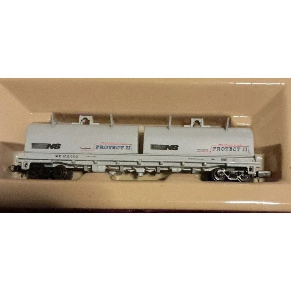 Walthers brand layout box