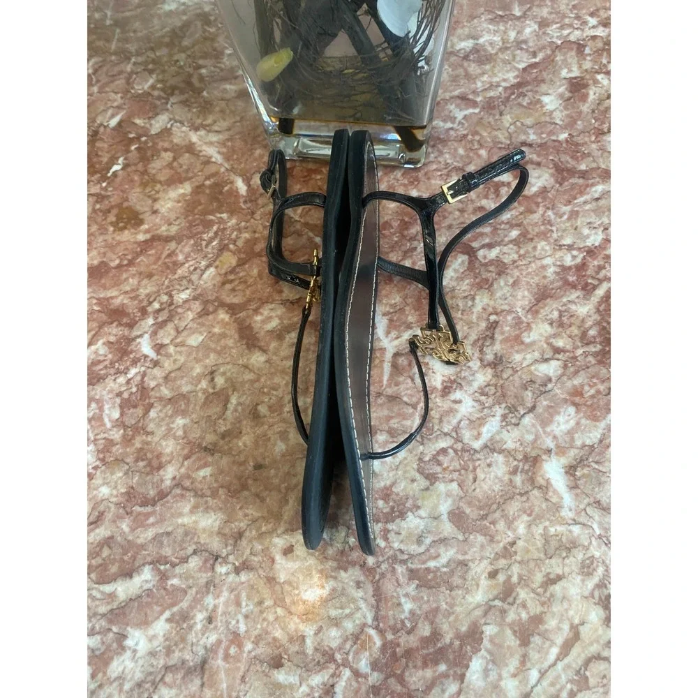 Tory Burch Melinda Black Leather Gold Logo Medallion Thong Sandal 9.5M EUC, $295