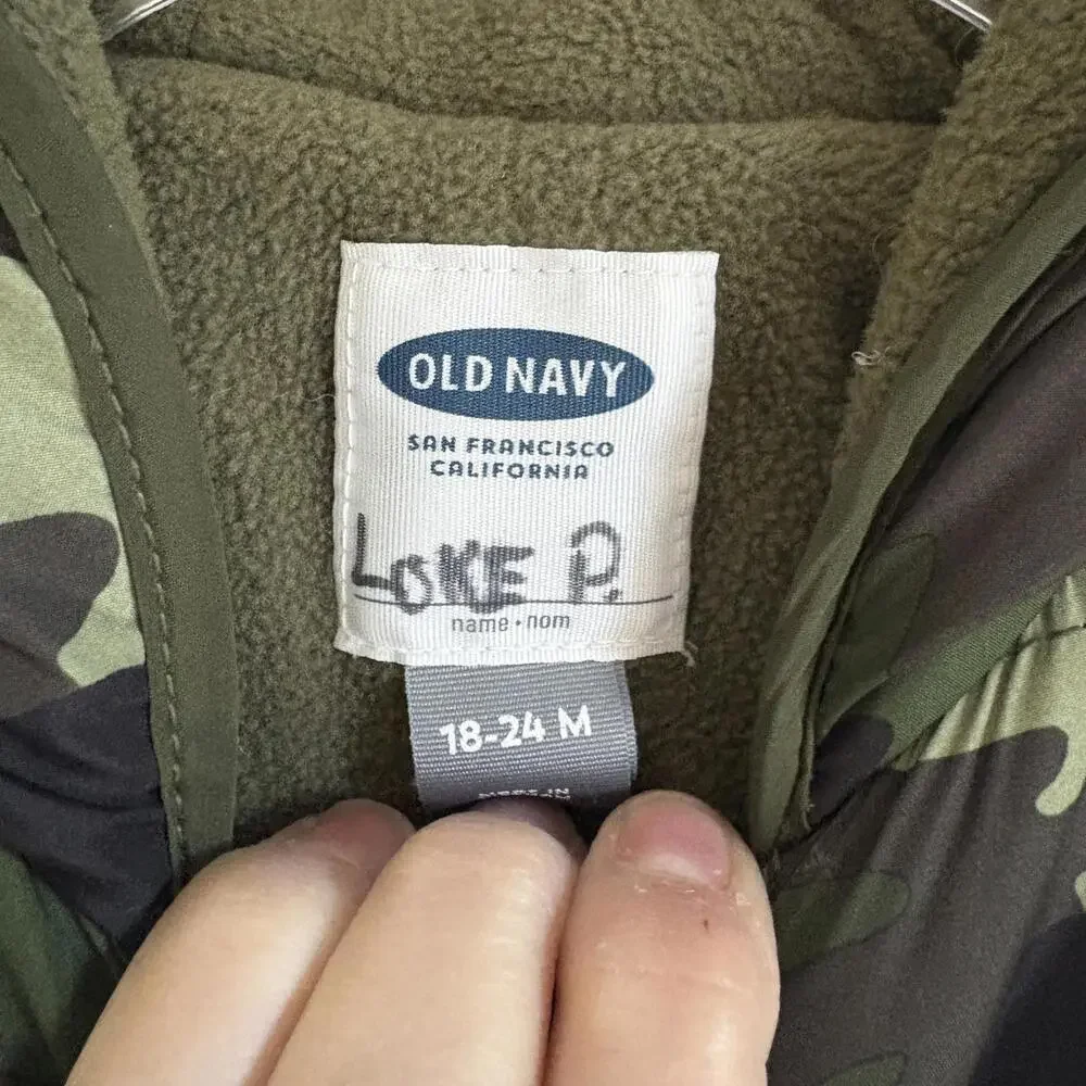 Old Navy green black