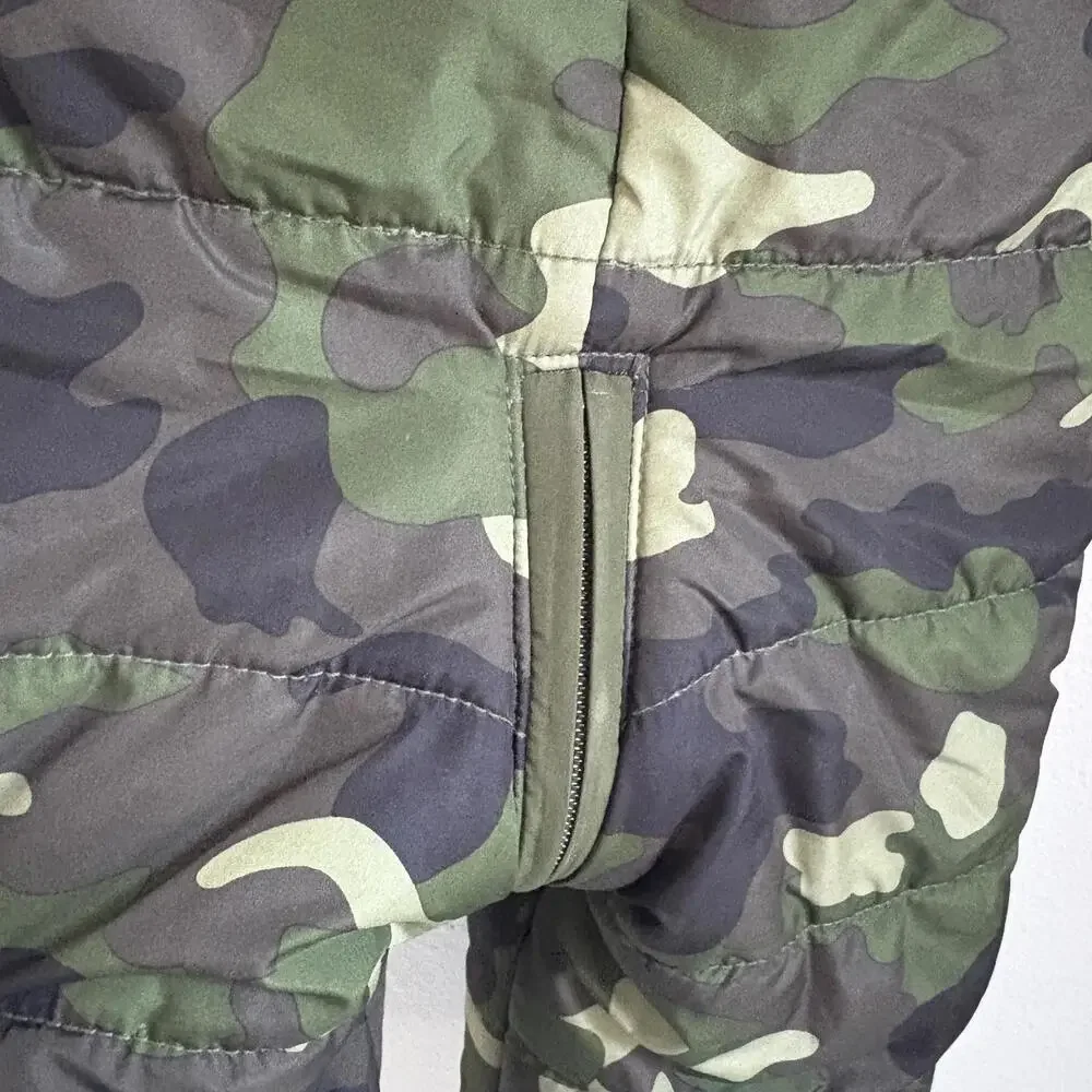 Old Navy green black