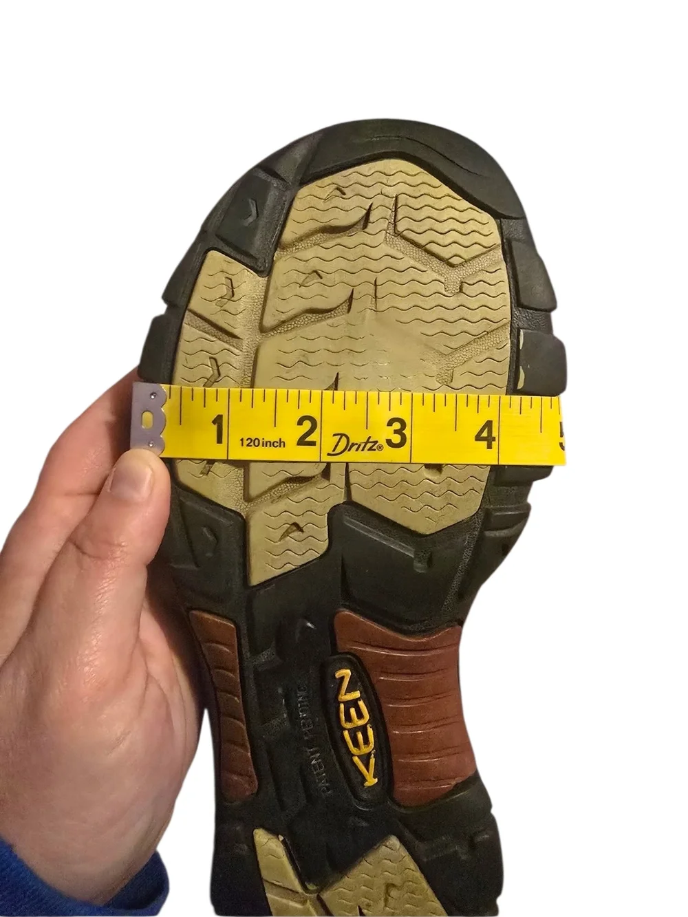 Keen comfortable outdoor