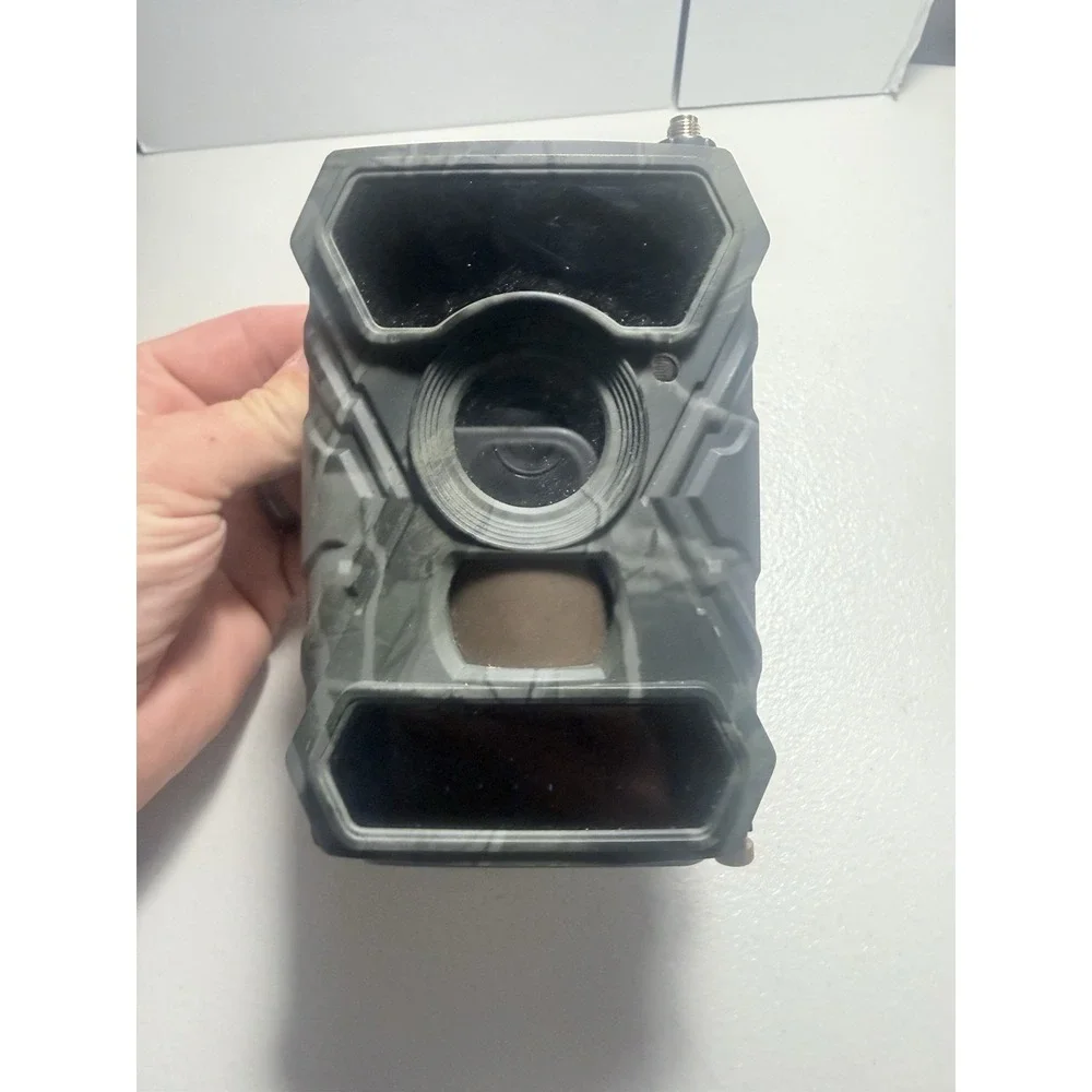 Securelyfe Clear Vision Trail Camera Cellular‎ Wireless Wildlife SIM & SD Cards!