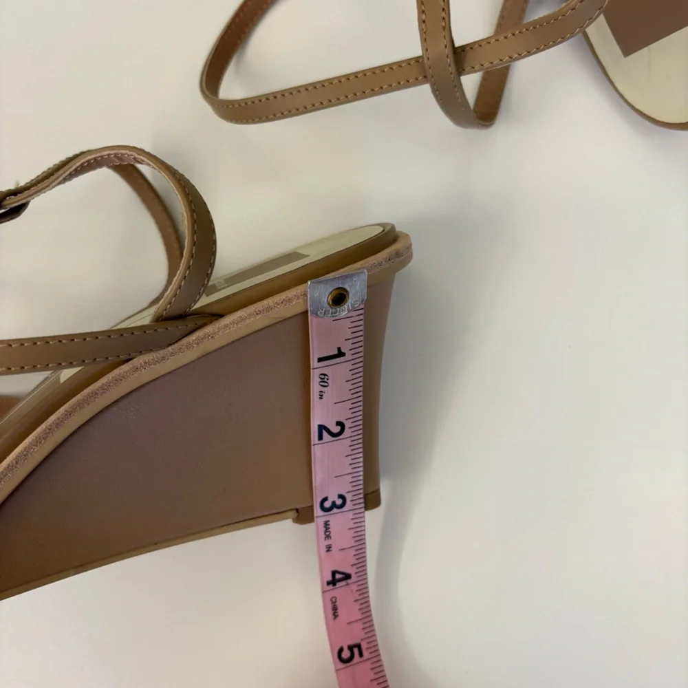 Dolce Vita new without