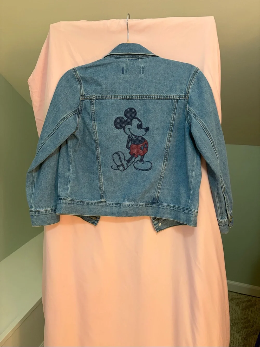 GAP light blue