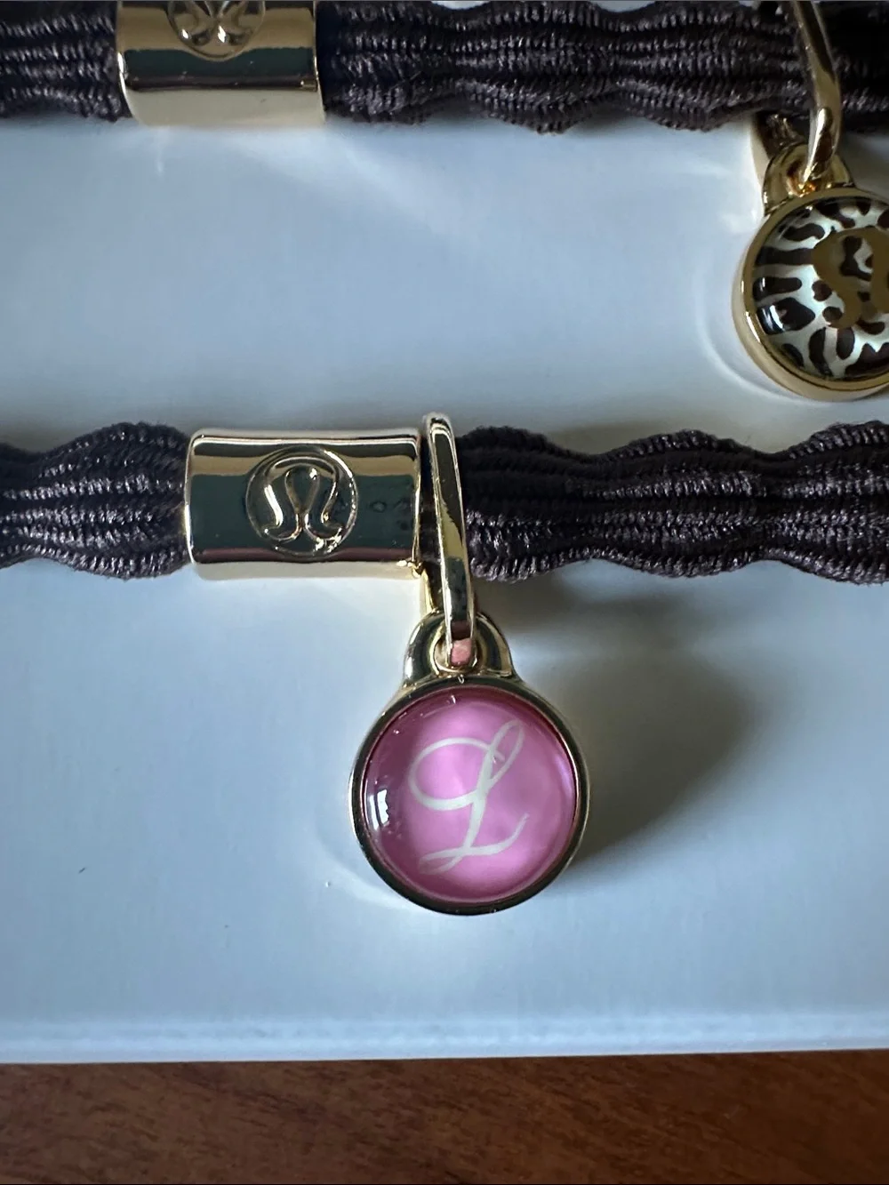 lululemon athletica three stylish charm