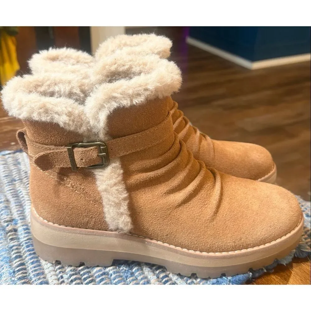 Earth Women's Yara Size 9.5