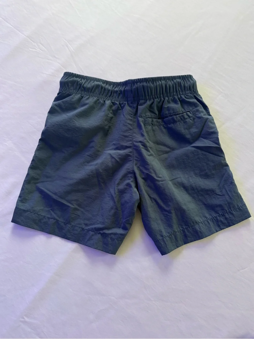 Old Navy boys pull