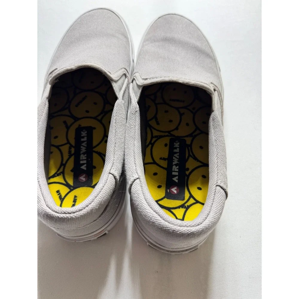 Airwalk slip sneakers