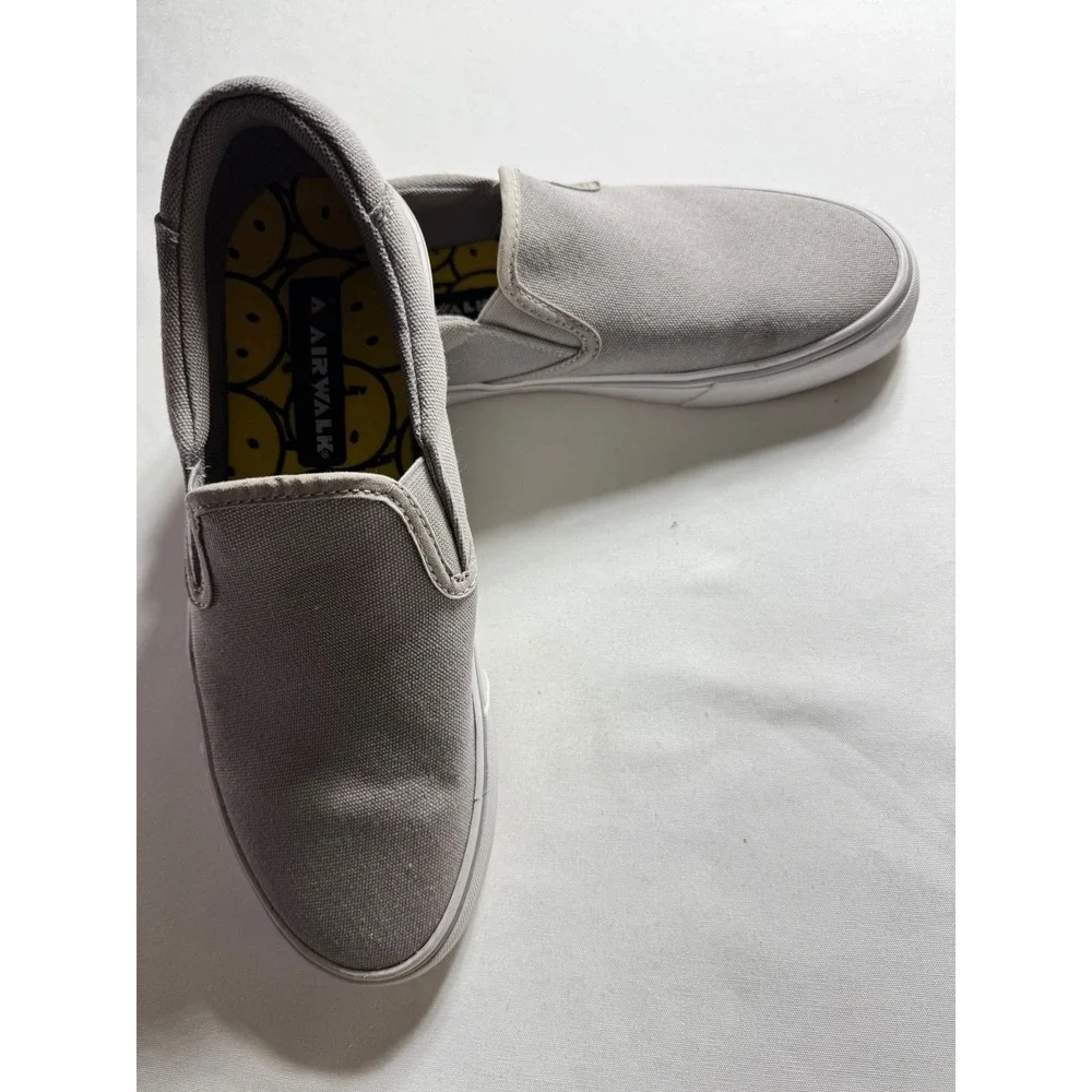 Airwalk slip sneakers