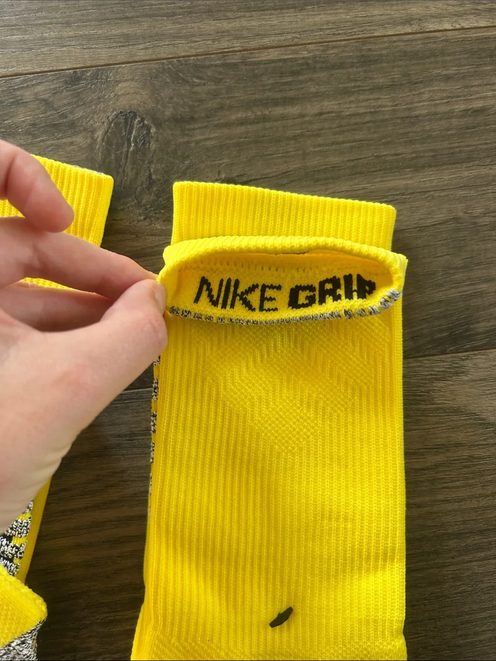 Nike grip crew