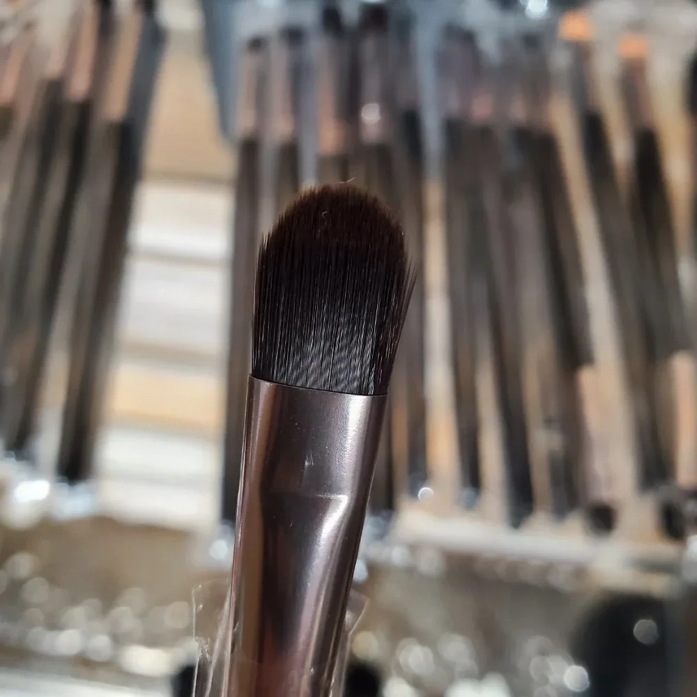 FlorasFantasies makeup brushes