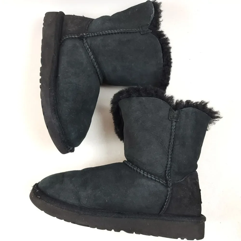 UGG girls bailey