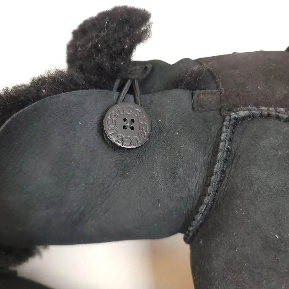 UGG girls bailey